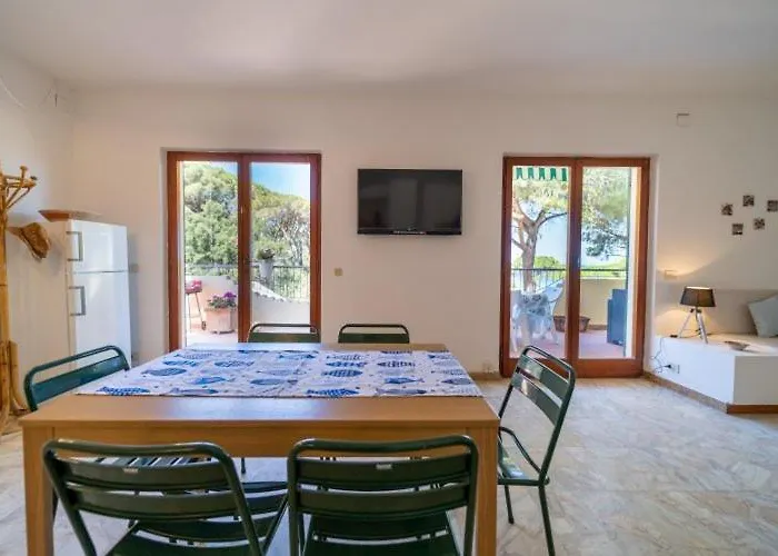 Il Tramonto Sulla Biodola Apartman